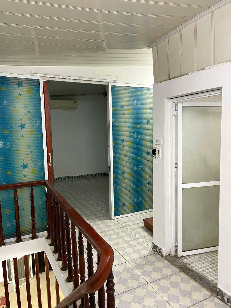 Cho thuê nhà Phố Tân Khai, 30m2 x 3 tầng, 3 ngủ, 7 Triệu ở gia đình, nhóm ngoan - Ảnh 1